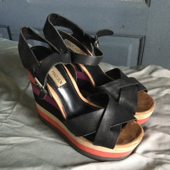 Steve Madden leather platform wedge sandals black with striped bottoms size 6m - Picture 2 of 11